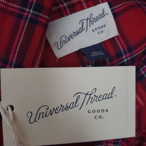Universal Thread Goods Co. Red Plaid Flannel Shirt - Picture 4 of 4